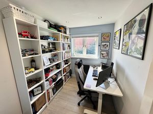 Photo 13- click for photo gallery